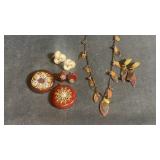 Necklace/ drop earring set, 16". Rose screw on