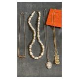 The Stourbridge Lion necklace 14", Bluenoise