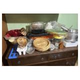 Vintage Bakeware & Kitchenware