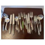 Silverplate Flatware & Serving Pieces