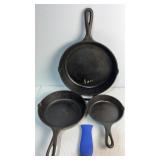 Lodge Cast Iron Pans(3) w Handle