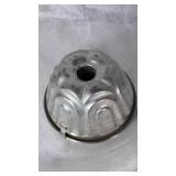 Silver Bundt Cake Pan 4.5x8"