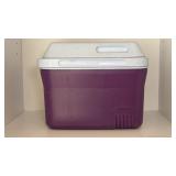 Rubber Maid Cooler 10x7x9'