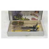 Eddie Hill Die-Cast Dragster Set 1:24 Scale