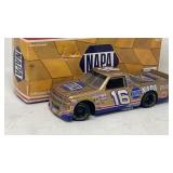 #16 Napa Gold 1997 Chevy Race Truck 1:24 Scale