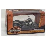 Harley-Davidson 2004 Softail Deuce 1:18 Scale