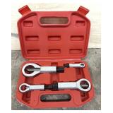 Nut Splitter Set In Red Case