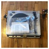 Kenwood KD-55F Turntable Record Player