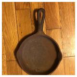 Wagner Ware Sydney Cast Iron Skillet #3