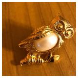 Gold Tone & Faux Pearl Owl Lapel Brooch Pin