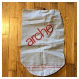 Arche Protective Dust Bag