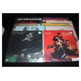 Ten records: The Playmates Cutting Capes SR 250068