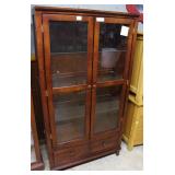 Glass front cabinetMahogany finish,2 under