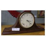 Seth Thomas key wind mantle clock18x5x8 in hi