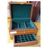 Locking 2 level jewelry boxMahogany