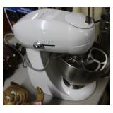 Hamilton Beach Electronic mixer