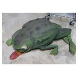 El Russo anatomically correct Frog foam art