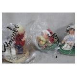 Three Annalee dolls - 