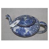 Fenton Ye Olde Foley ware teapot