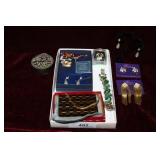 Costume jewelry, compact & display