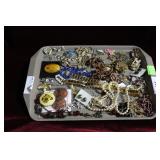 Tray costume jewelry incl not carved necklace and