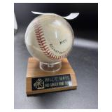 Willie Mays Sweet Spot signed baseball