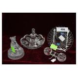 Baccarat 6" plate, crystal knife rest, crystal