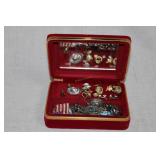 Jewelry box with costume jewelry incl. American