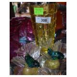Yellow scale vase & pair of Murano style birds