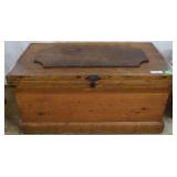 Old 5 board Pine, storage chest
