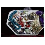 Tray costume jewelry incl elephant cuff,