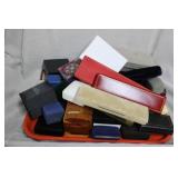 Tray early/retro costume jewelry AND 14kt gold