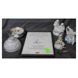 Trinket lot: Royal Bayreuth shell creamer,