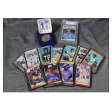 Two Beckett slabbed baseball cards, loose 88