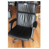 Black office chair