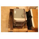 Philips CD/Radio player with two speakers