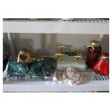 Gold curtain rods, candle cities & vegetable count