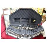 Matthews Classics SoloCam compound bow in case