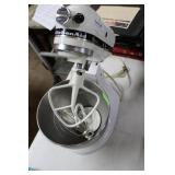Kitchen Aide Classic Plus Mixer