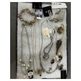 Sterling jewelry grouping: stud earrings,