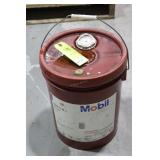 Mobil Vactra Oil No. 2 - 5 gallon