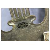 Brass harp music stand