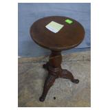 Piano stool w/ ornate cast metal base & feet,
