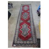 Persian runner 31"120" long. Wool carpet   Tan