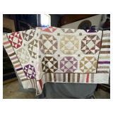 Quilt with octagonal squares & strip boarder