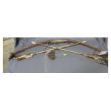 Native American  Navajo antler bowW/ arrows