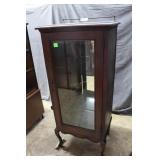 Mirror backed display cabinet W/3 glass