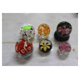 Paperweights, floral (5)