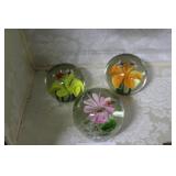 Paperweights  3 floral 2-1/2 to 3" artdlass