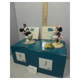 2x$  - Mickey Cuts Up Minnie